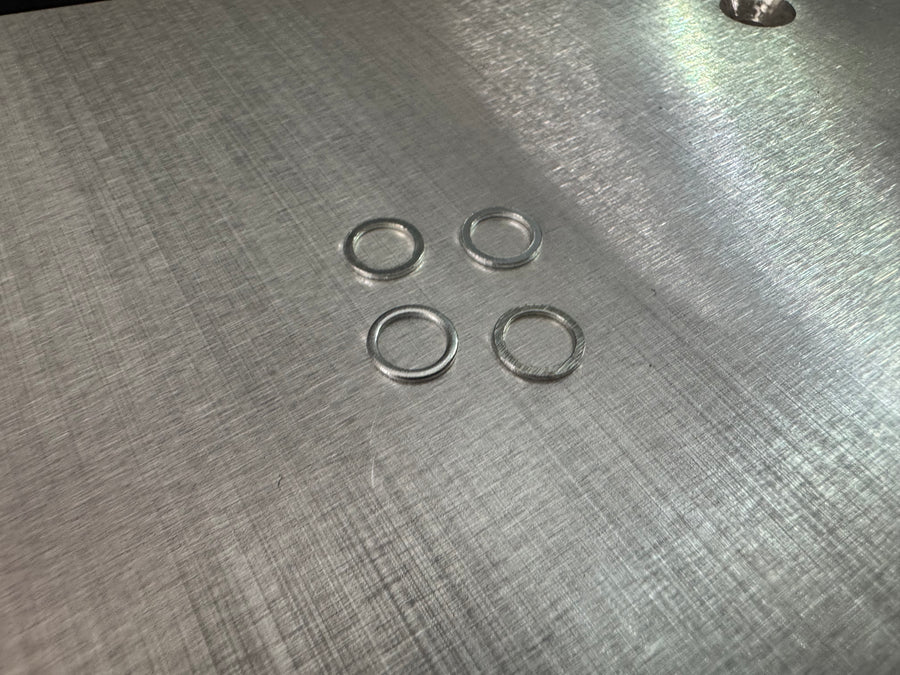 Grab 4 Small Washers